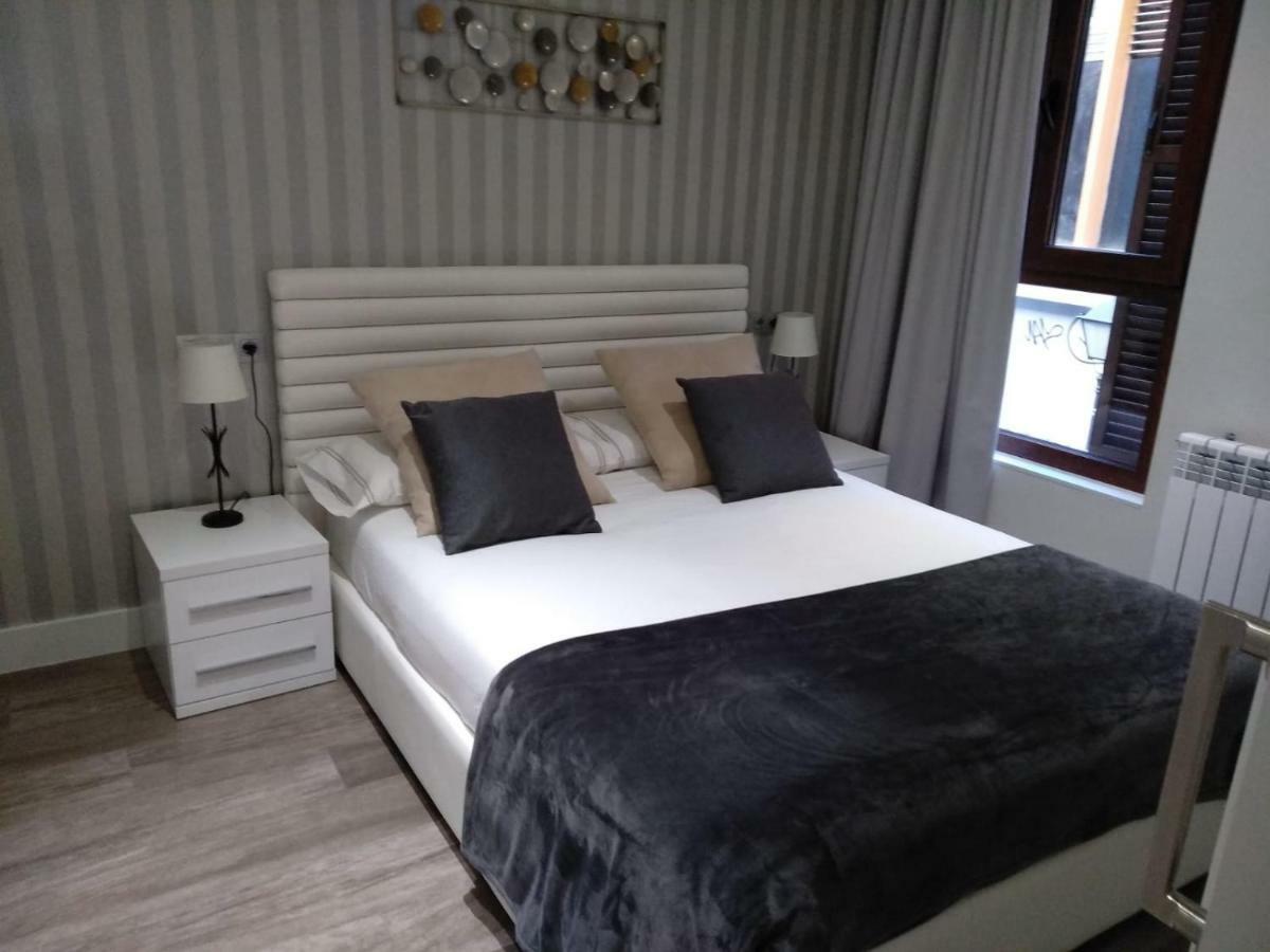 Apartamentos Cava Baja Мадрид Экстерьер фото